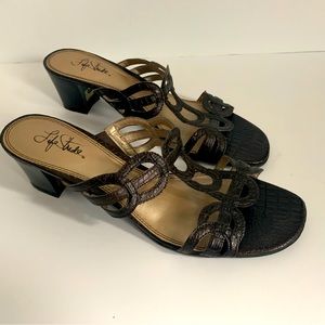 Lifestride Dark Grey Block Heel Sandal size 10